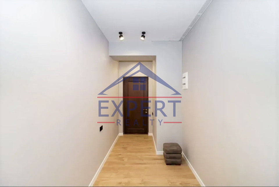 ԴԱՎԹԱՇԵՆ, ԱՆԱՍՏԱՍ ՄԻԿՈՅԱՆ ՓՈՂՈՑ, 3 ՍԵՆՅԱԿ