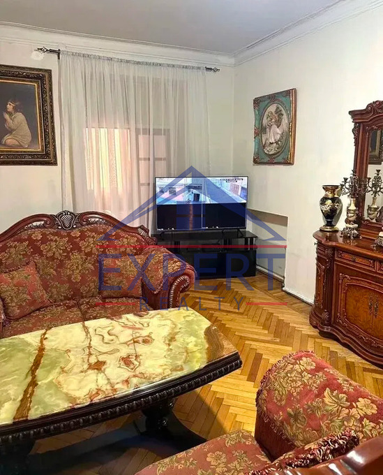 ԿԵՆՏՐՈՆ, ԽՈՐԵՆԱՑՈՒ ՓՈՂՈՑ, 3 ՍԵՆՅԱԿ