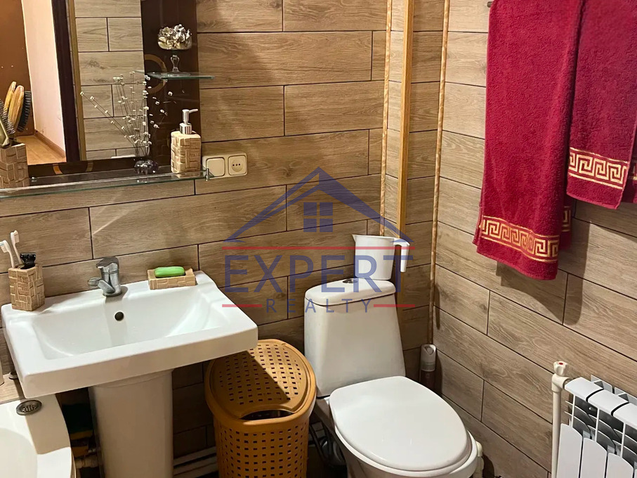 ԱՐԱԲԿԻՐ, ԳՐԻԲՈՅԵԴՈՎԻ ՓՈՂՈՑ, 2 ՍԵՆՅԱԿ