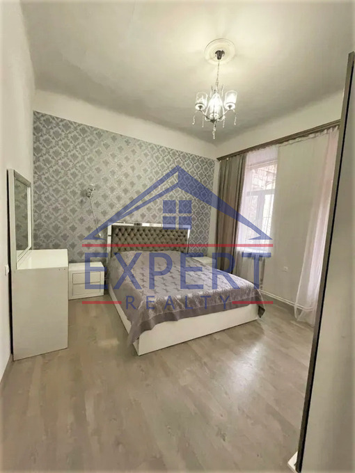 ԿԵՆՏՐՈՆ, ՎԱՐԴԱՆԱՆՑ ՓՈՂՈՑ, 3 ՍԵՆՅԱԿ