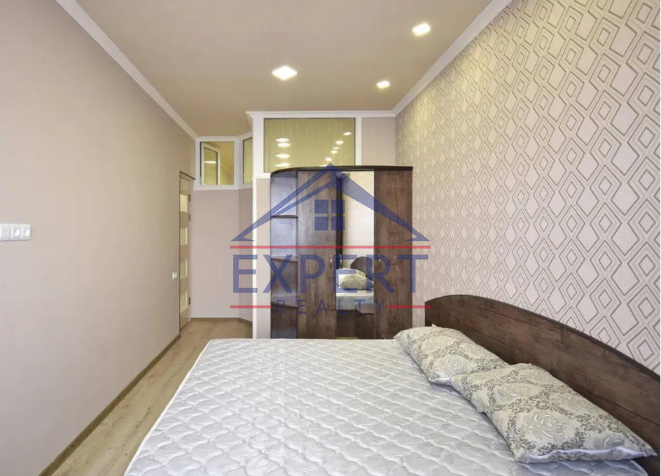 ԱՐԱԲԿԻՐ, ՆԱԻՐԻ  ԶԱՐՅԱՆ ՓՈՂՈՑ, 3 ՍԵՆՅԱԿ