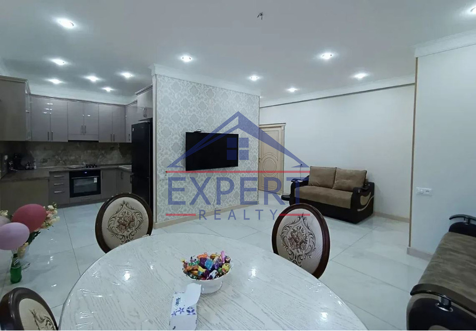 ԱՐԱԲԿԻՐ, ԿՈՄԻՏԱՍԻ ՊՈՂՈՏԱ, 4 ՍԵՆՅԱԿ