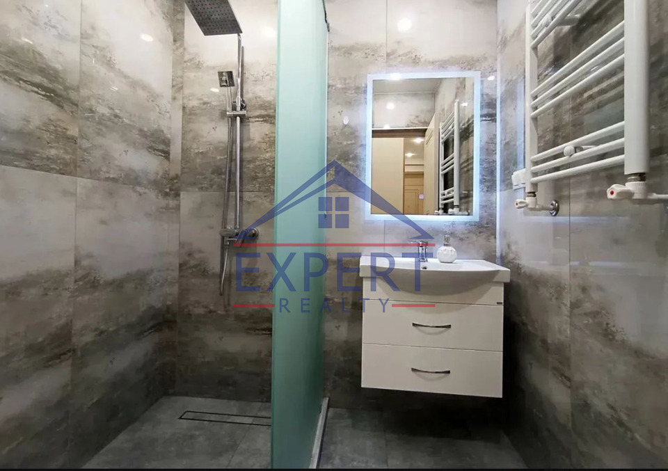 ԱՐԱԲԿԻՐ, ԿՈՄԻՏԱՍԻ ՊՈՂՈՏԱ, 4 ՍԵՆՅԱԿ