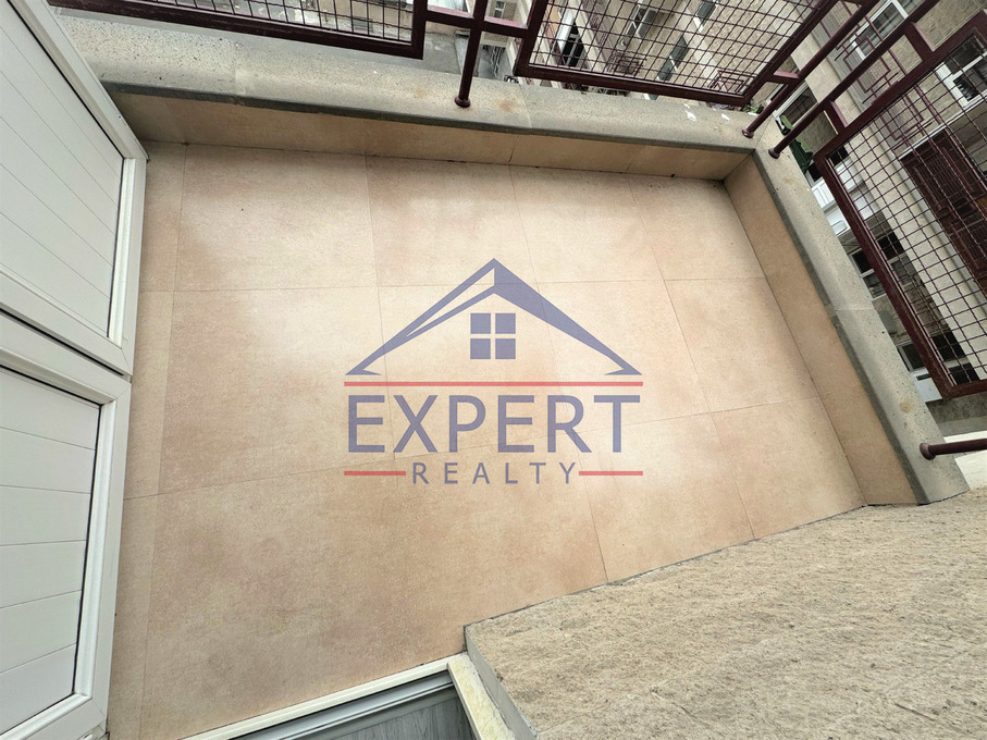 ԿԵՆՏՐՈՆ, ՌՈՍՏՈՄԻ ՓՈՂՈՑ, 3 ՍԵՆՅԱԿ