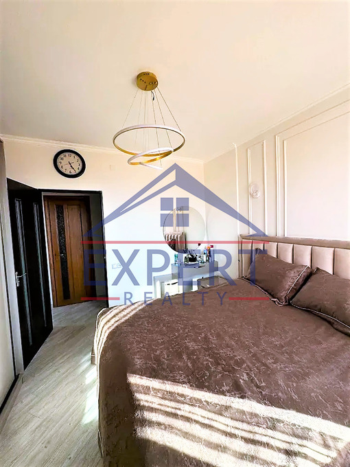 ԱՎԱՆ, ԴՈՒՐՅԱՆ ԹԱՂԱՄԱՍ, 3 ՍԵՆՅԱԿ