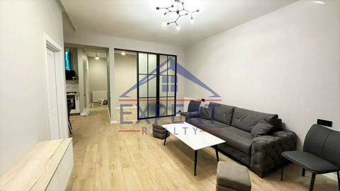 ԴԱՎԹԱՇԵՆ, ԱՆԱՍՏԱՍ ՄԻԿՈՅԱՆ ՓՈՂՈՑ, 3 ՍԵՆՅԱԿ