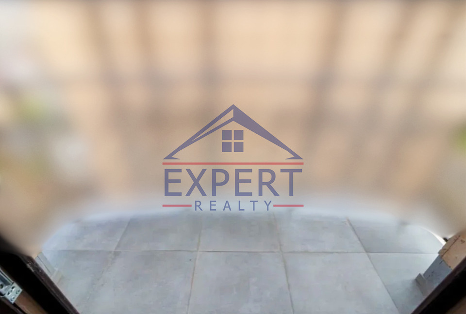 ԴԱՎԹԱՇԵՆ, ԱՆԱՍՏԱՍ ՄԻԿՈՅԱՆ ՓՈՂՈՑ, 3 ՍԵՆՅԱԿ