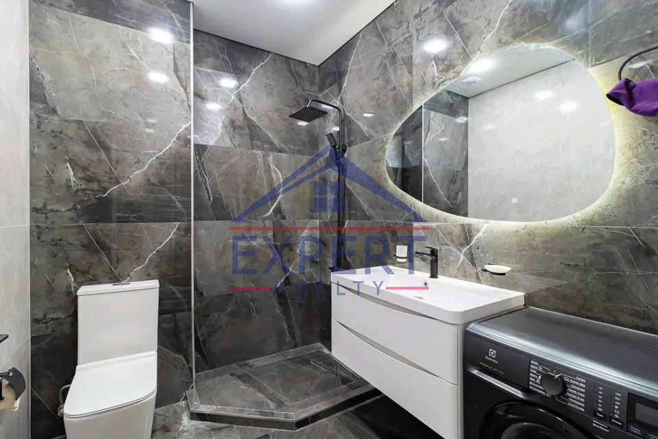 ՔԱՆԱՔԵՌ-ԶԵՅԹՈՒՆ, ԴԱՎԻԹ ԱՆՀԱՂԹԻ ՓՈՂՈՑ, 3 ՍԵՆՅԱԿ