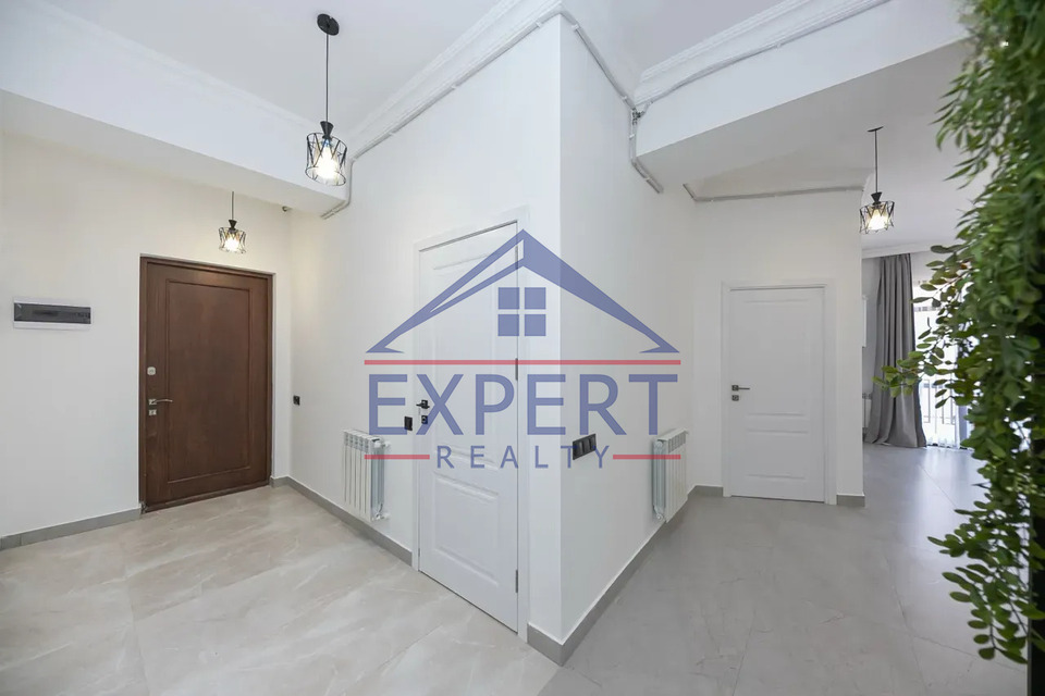 ԴԱՎԹԱՇԵՆ, ԱՆԱՍՏԱՍ ՄԻԿՈՅԱՆ ՓՈՂՈՑ, 2 ՍԵՆՅԱԿ