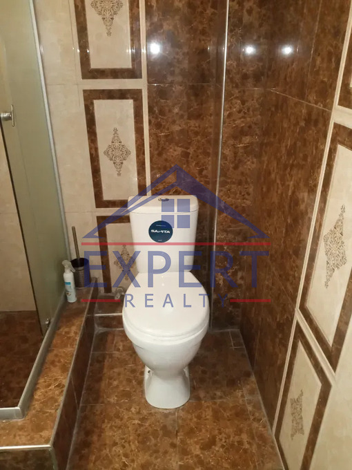 ԷՐԵԲՈՒՆԻ, ԴԱՎԻԹ ԲԵԿ ՓՈՂՈՑ, 3 ՀԱՐԿԱՆԻ ԱՌԱՆՁՆԱՏՈՒՆ