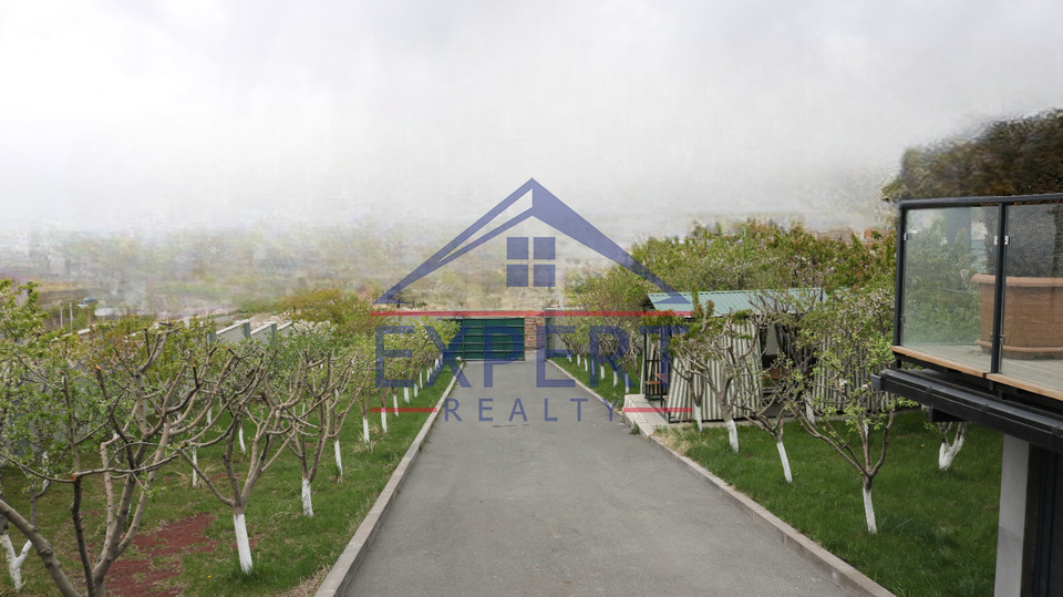 ՆՈՐՔ ՄԱՐԱՇ, ԴԱՎԻԹ ԲԵԿԻ ՓՈՂՈՑ, 5 ՍԵՆՅԱԿ