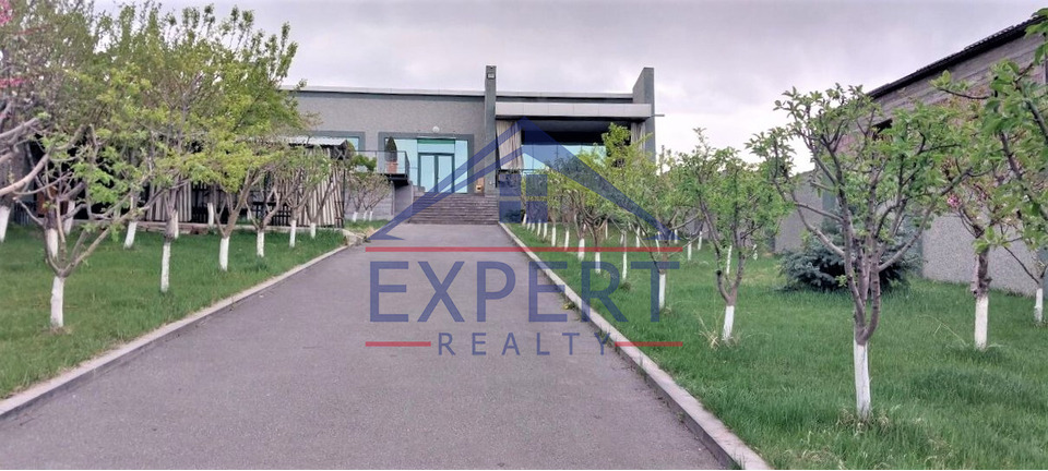 ՆՈՐՔ ՄԱՐԱՇ, ԴԱՎԻԹ ԲԵԿԻ ՓՈՂՈՑ, 5 ՍԵՆՅԱԿ