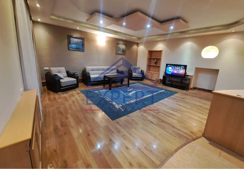 ԿԵՆՏՐՈՆ, ՍԱՅԱԹ ՆՈՎԱՅԻ ՊՈՂՈՏԱ, 3 ՍԵՆՅԱԿ