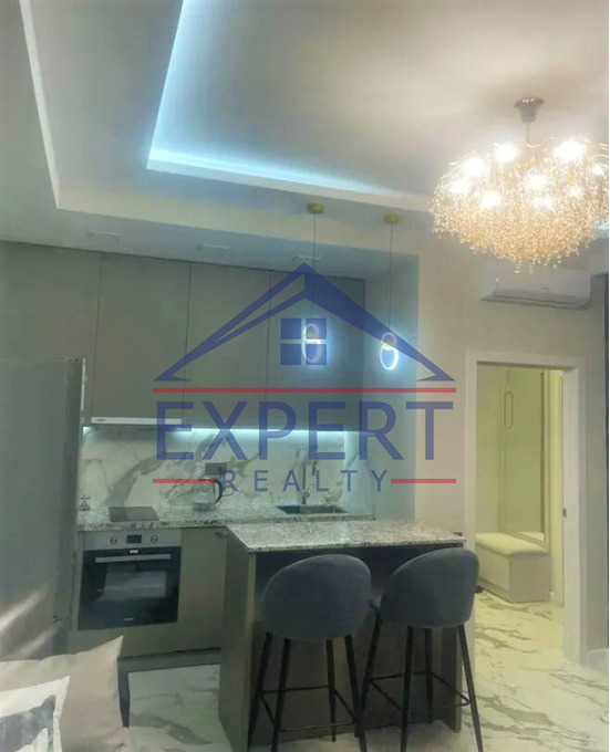 ԿԵՆՏՐՈՆ, ԲՅՈՒՐԵՂ ԹԱՂԱՄԱՍ, 2 ՍԵՆՅԱԿ