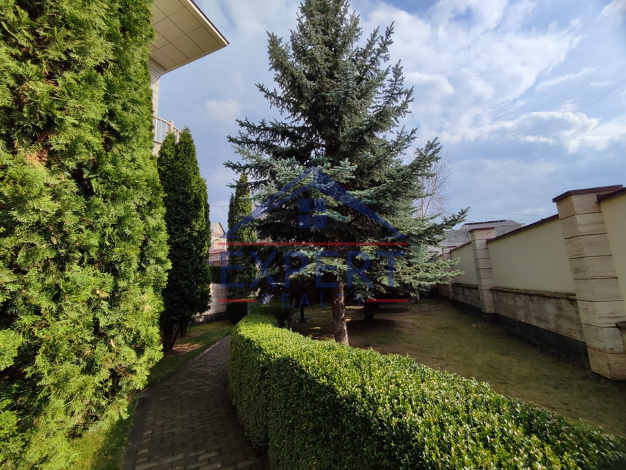 ՆՈՐ ՆՈՐՔ, ԲԱԳՐԵՎԱՆԴ ԹԱՂԱՄԱՍ, 6 ՍԵՆՅԱԿ