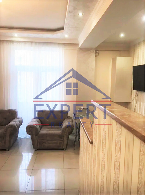 ԱՋԱՓՆՅԱԿ, ԼԵՆԻՆԳՐԱԴՅԱՆ ՓՈՂՈՑ, 3 ՍԵՆՅԱԿ