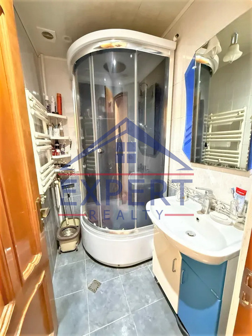 ԿԵՆՏՐՈՆ, ԱՐՇԱԿՈՒՆՅԱՑ ՊՈՂՈՏԱ, 4 ՍԵՆՅԱԿ