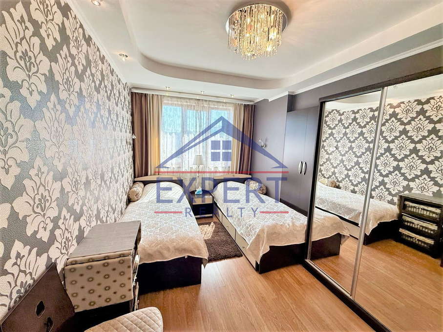 ԿԵՆՏՐՈՆ, ԿՈՂԲԱՑԻ ՓՈՂՈՑ, 2 ՍԵՆՅԱԿ