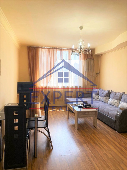 ԿԵՆՏՐՈՆ, ՆԱՐ-ԴՈՍԻ ՓՈՂՈՑ, 2 ՍԵՆՅԱԿ