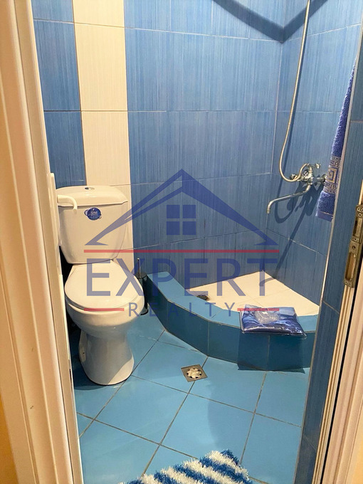 ԿԵՆՏՐՈՆ, ՆԱՐ-ԴՈՍԻ ՓՈՂՈՑ, 2 ՍԵՆՅԱԿ