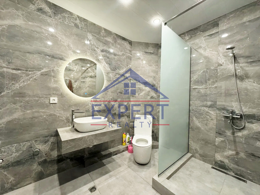 ԿԵՆՏՐՈՆ, ԱՐԳԻՇՏԻ ՓՈՂՈՑ, 1 ՍԵՆՅԱԿ