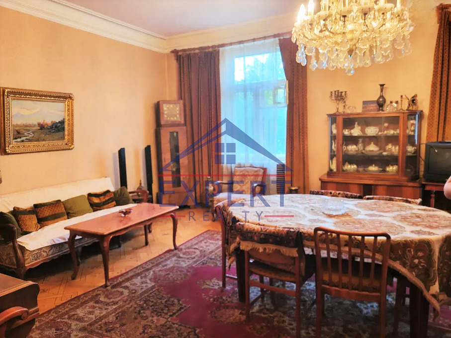 ԿԵՆՏՐՈՆ, ՏԻԳՐԱՆ ՄԵԾ ՊՈՂՈՏԱ, 2 ՍԵՆՅԱԿ