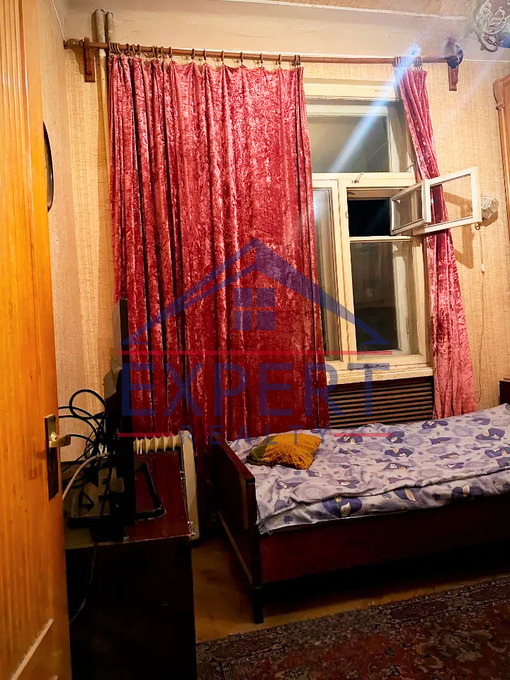 ԿԵՆՏՐՈՆ, ՏԻԳՐԱՆ ՄԵԾ ՊՈՂՈՏԱ, 2 ՍԵՆՅԱԿ