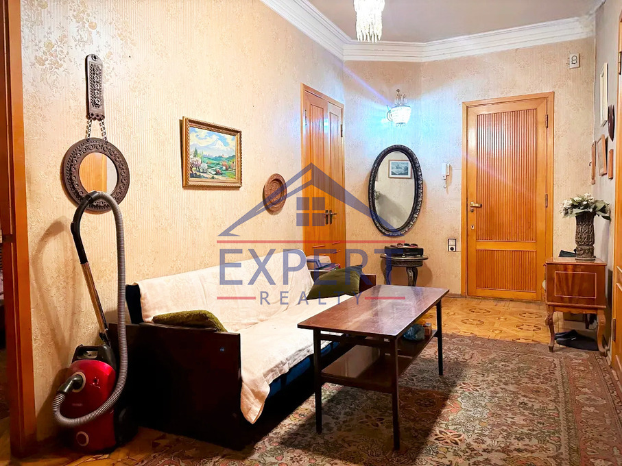 ԿԵՆՏՐՈՆ, ՏԻԳՐԱՆ ՄԵԾ ՊՈՂՈՏԱ, 2 ՍԵՆՅԱԿ