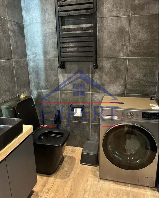 ԱՐԱԲԿԻՐ, ԱԴՈՆՑԻ ՓՈՂՈՑ, 2 ՍԵՆՅԱԿ