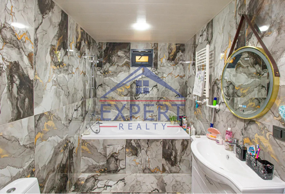 ՆՈՐ ՆՈՐՔ, ԲԱԳՐԵՎԱՆԴ ԹԱՂԱՄԱՍ, 3 ՍԵՆՅԱԿ