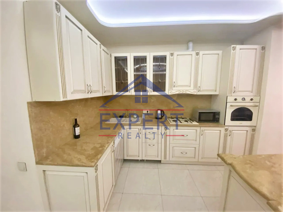 ԱՐԱԲԿԻՐ, ԱԶԱՏՈՒԹՅԱՆ ՊՈՂՈՏԱ, 3 ՍԵՆՅԱԿ