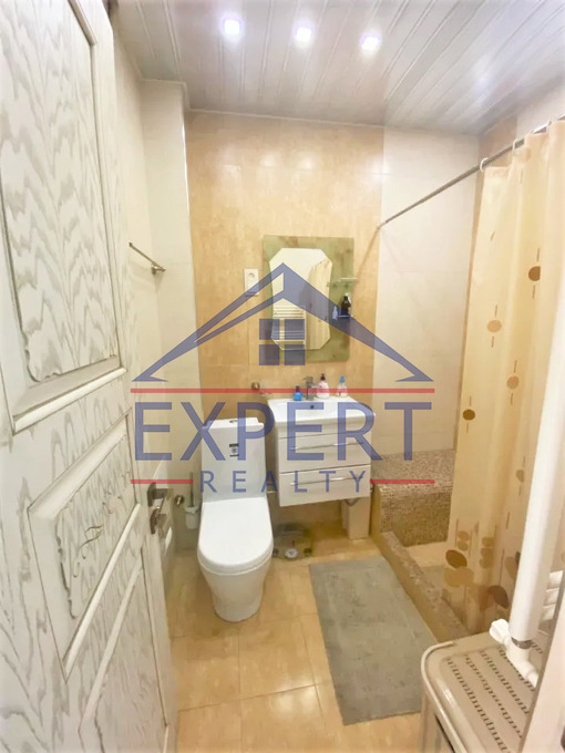 ԱՐԱԲԿԻՐ, ԱԶԱՏՈՒԹՅԱՆ ՊՈՂՈՏԱ, 3 ՍԵՆՅԱԿ