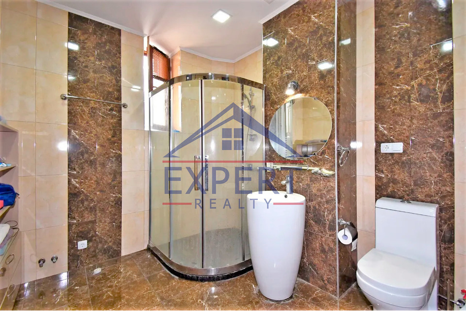 ԱՐԱԲԿԻՐ, ԿԻԵՎՅԱՆ ՓՈՂՈՑ, 4 ՍԵՆՅԱԿ