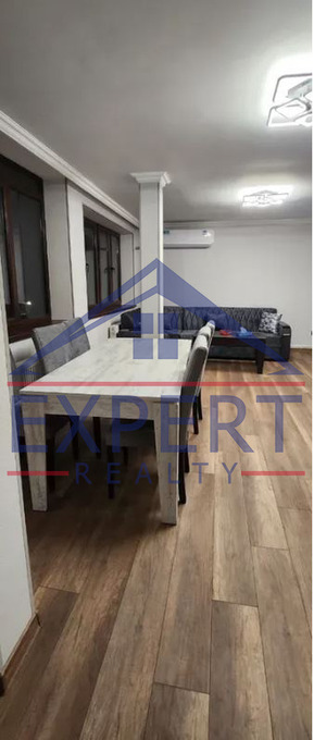 ՔԱՆԱՔԵՌ-ԶԵՅԹՈՒՆ, ԴՐՈՅԻ ՓՈՂՈՑ, 3 ՍԵՆՅԱԿ