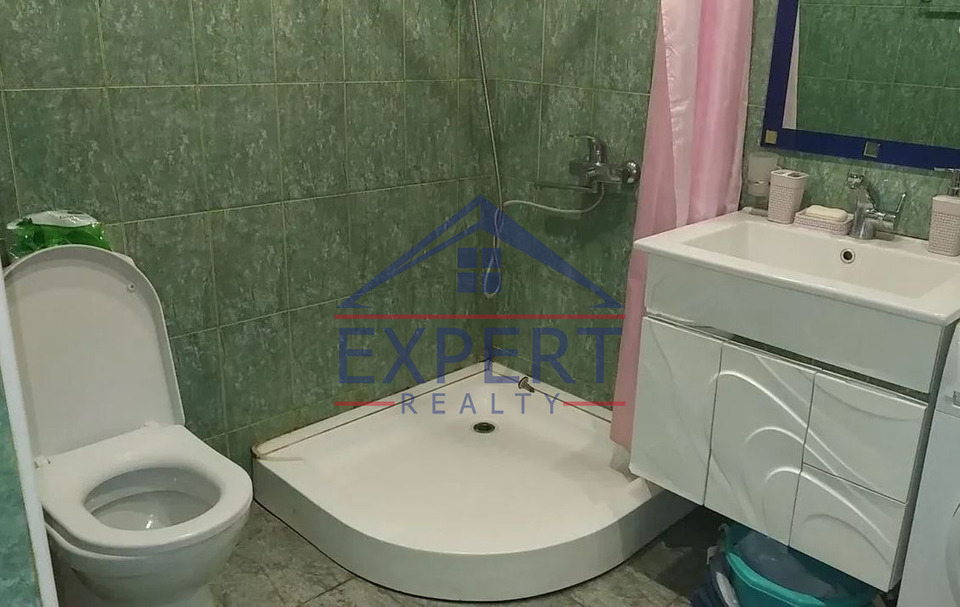 ՔԱՆԱՔԵՌ-ԶԵՅԹՈՒՆ, Պ․ ՍԵՒԱՆ ՓՈՂՈՑ,  4 ՍԵՆՅԱԿ