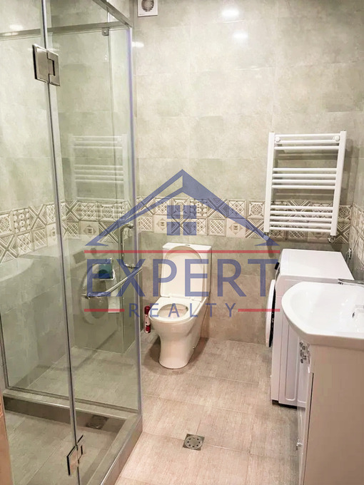 ԿԵՆՏՐՈՆ, ՎԵՐԻՆ ԱՆՏԱՌԱՅԻՆ, 2 ՍԵՆՅԱԿ