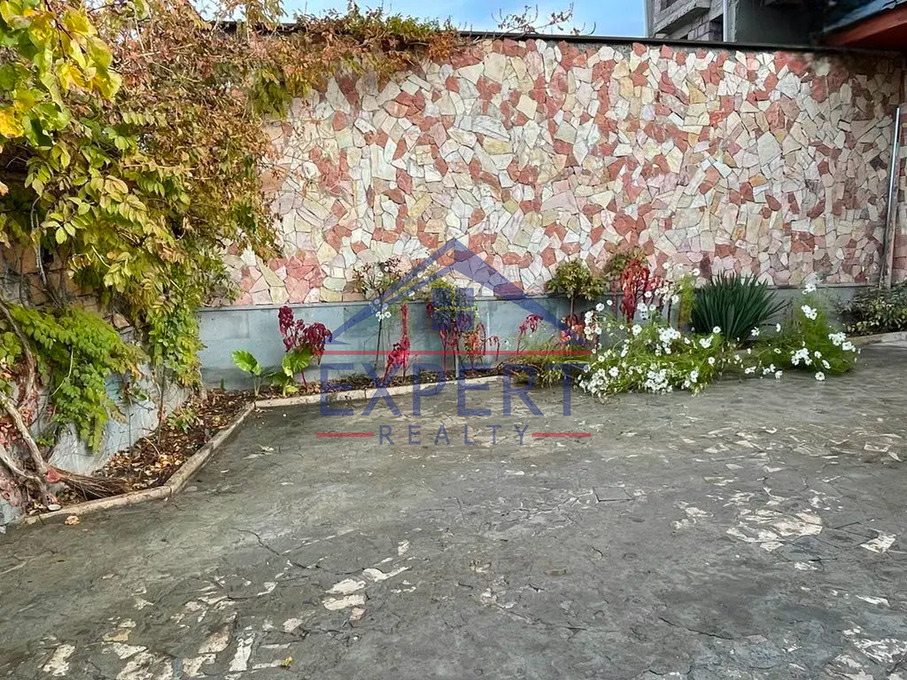ՔԱՆԱՔԵՌ ԶԵՅԹՈՒՆ, ՀԱՍՐՈՒԹՅԱՆ ՓՈՂՈՑ, 2 ՍԵՆՅԱԿ