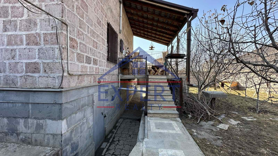 ԱՎԱՆ, ՊԱՐՈՒՅՐ ՍԵՎԱԿ ԹԱՂԱՄԱՍ, 2 ՀԱՐԿԱՆԻ ԱՌԱՆՁՆԱՏՈՒՆ
