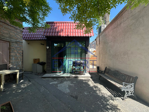 ԿԵՆՏՐՈՆ,ԶԱՔՅԱՆ ՓՈՂՈՑ 93ՔՄ