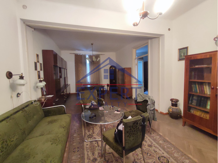 ԿԵՆՏՐՈՆ, ՄՈՍԿՈՎՅԱՆ ՓՈՂՈՑ, 4 ՍԵՆՅԱԿ