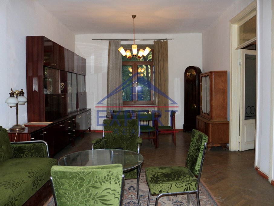 ԿԵՆՏՐՈՆ, ՄՈՍԿՈՎՅԱՆ ՓՈՂՈՑ, 4 ՍԵՆՅԱԿ