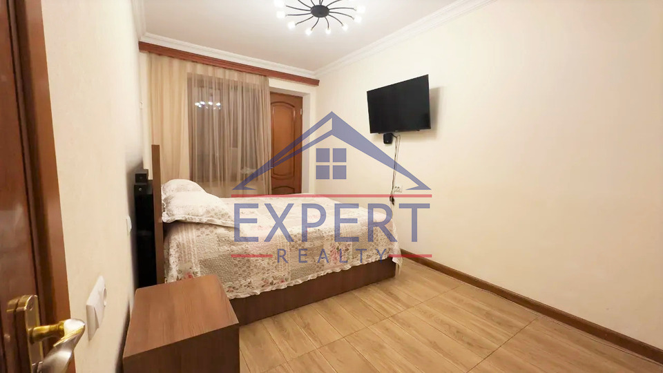 ԱՐԱԲԿԻՐ, ԳՅՈՒԼԲԵՆԿՅԱՆ ՓՈՂՈՑ, 2 ՍԵՆՅԱԿ