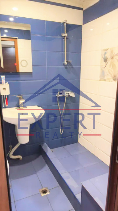 ԱՐԱԲԿԻՐ, ԳՅՈՒԼԲԵՆԿՅԱՆ ՓՈՂՈՑ, 2 ՍԵՆՅԱԿ