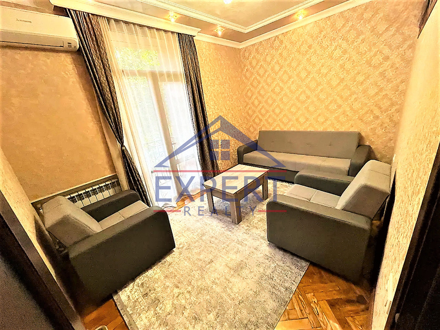 ԿԵՆՏՐՈՆ, ՍԱՅԱԹ ՆՈՎԱ ՓՈՂՈՑ, 2 ՍԵՆՅԱԿ