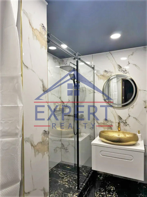 ԷՐԵԲՈՒՆԻ, ԽԱՂԱՂ ԴՈՆԻ ՓՈՂՈՑ, 4 ՍԵՆՅԱԿ