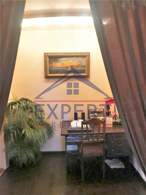 ԷՐԵԲՈՒՆԻ, ԱԹՈՅԱՆ ՓՈՂՈՑ, 4 ՍԵՆՅԱԿ