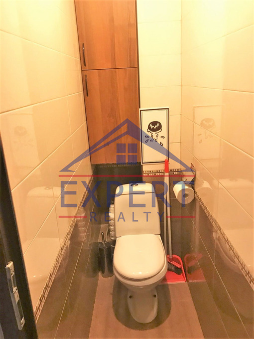 ԷՐԵԲՈՒՆԻ, ԱԹՈՅԱՆ ՓՈՂՈՑ, 4 ՍԵՆՅԱԿ