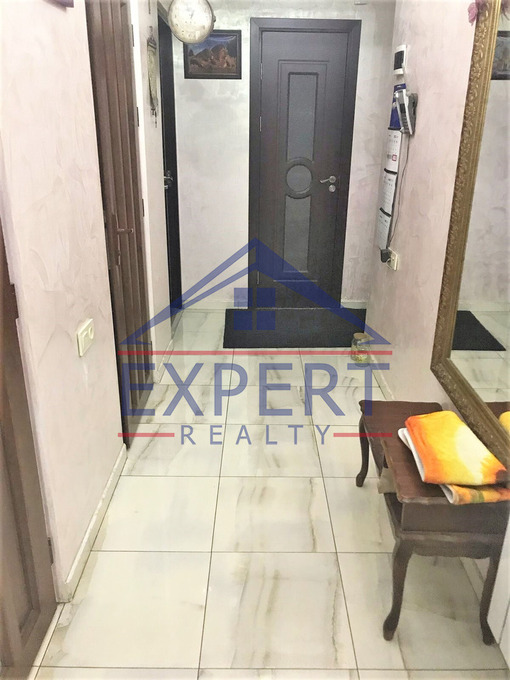 ԷՐԵԲՈՒՆԻ, ԱԹՈՅԱՆ ՓՈՂՈՑ, 4 ՍԵՆՅԱԿ