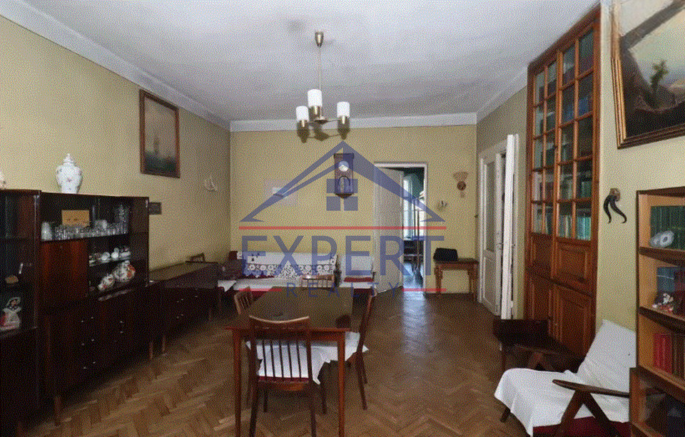 ԿԵՆՏՐՈՆ, ԱԲՈՎՅԱՆ ՓՈՂՈՑ, 3 ՍԵՆՅԱԿ