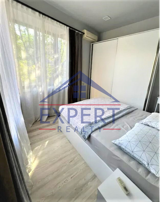 ԿԵՆՏՐՈՆ, ՀԱՆՐԱՊԵՏՈՒԹՅԱՆ ՓՈՂՈՑ, 4 ՍԵՆՅԱԿ